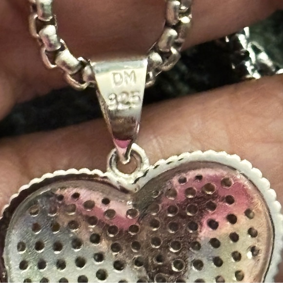 Elegant Silver 925 Heart Pendant Necklace - Picture 2 of 4